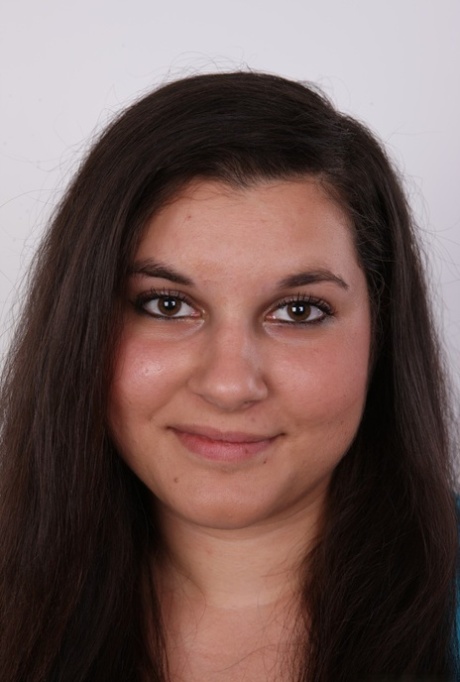 Overweight brunette Lucie undresses to fulfill dreams of becoming a nude model 89664829