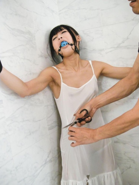 Japanese girl Chika Ishihara has her cunt stimulated while ball gagged & bound 20295875