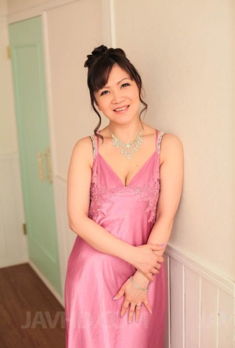 Japanese MILF Ichika Asagiri takes cumshots on her hairy pussy 80953958