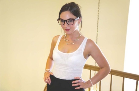 Sexy brunette Pepper Xo takes off her clothes and glasses before POV sex 10715347