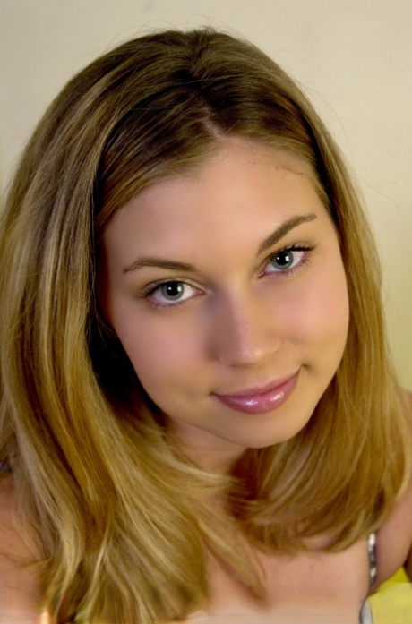 Charming amateur babe Rene licks her sexy big tits and plays with a dildo 99494738