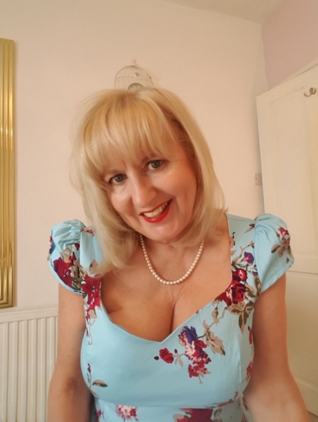Classy mature Lorna Blu hiking dress to spread pussy lips & pinching nipples 91939794