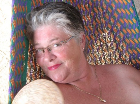 Obese nan Girdle Goddess bares her large tits and fat belly on a hammock 63299166