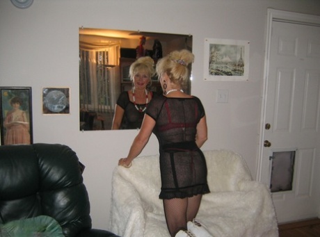 Over 40 blonde Ruth models nylons & boots before close up sex with a stranger 35018988