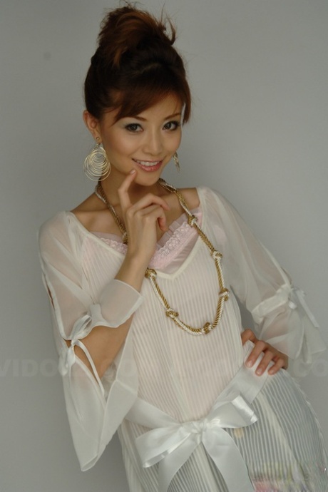Young Japanese girl with a pretty face Akane Hotaru models non nude 33735099