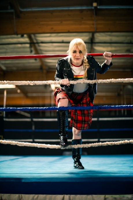 Blonde teen Cadence Lux gets totally naked while in a boxing ring 76665679
