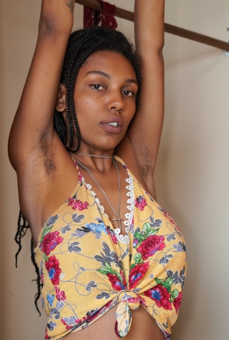 Ebony amateur Sofia Cuty flaunts her big naturals and full bush in the nude 58684936