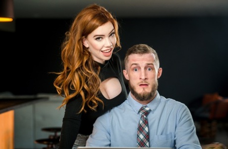 Hot redhead Nala Brooks seduces her prospective employer 43711231