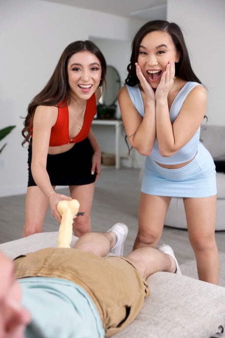 Petite teens Kimmy Kimm and Amber Summer have threesome sex on a bed 93168703