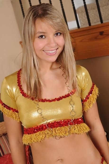 Blonde teen Aamy Spears doffs an Arabian Princess outfit for her first nudes 25768173