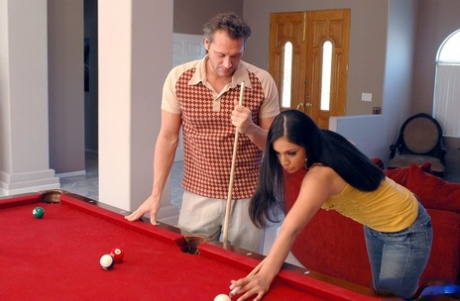Hot latina Ice La Fox sucking and fucking huge cock on the pool table 83797221