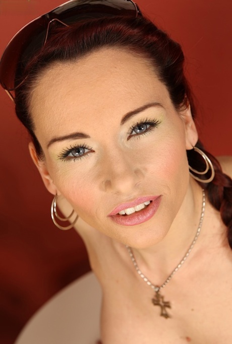 Over 30 MILF Gabriela Red stripping off jeans and cowgirl boots 94270082