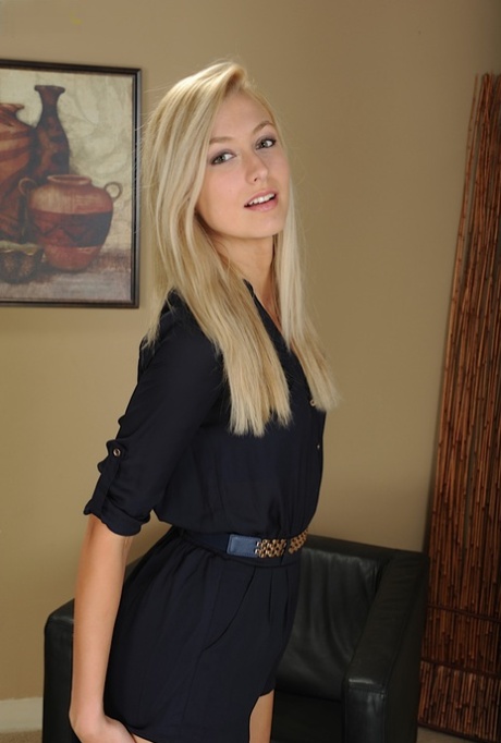 Petite blonde first timer Alexa Grace undressing for nude photos 37320767