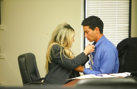 Busty office lady Jenna Cruz gives head and gets shagged tough 45558748